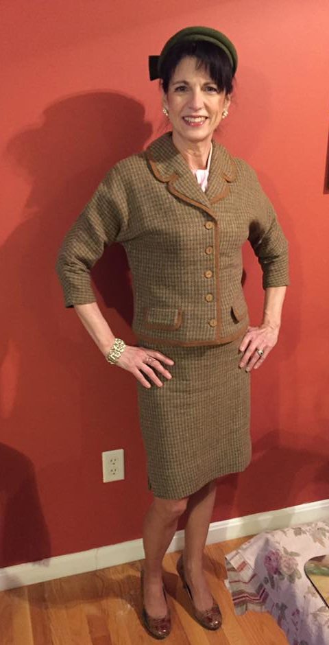 Woman wearing vintage fashion